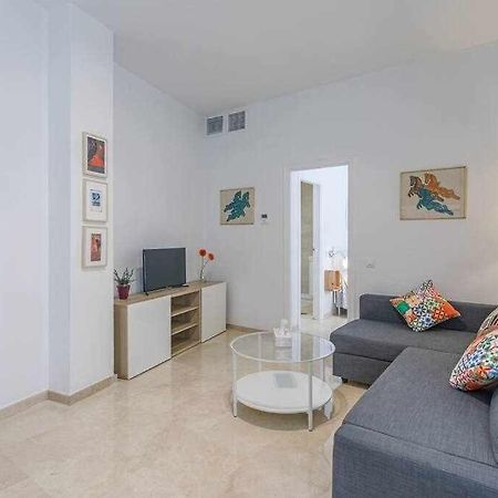 Santa Cruz Parking Incluido Appartement Sevilla Buitenkant foto